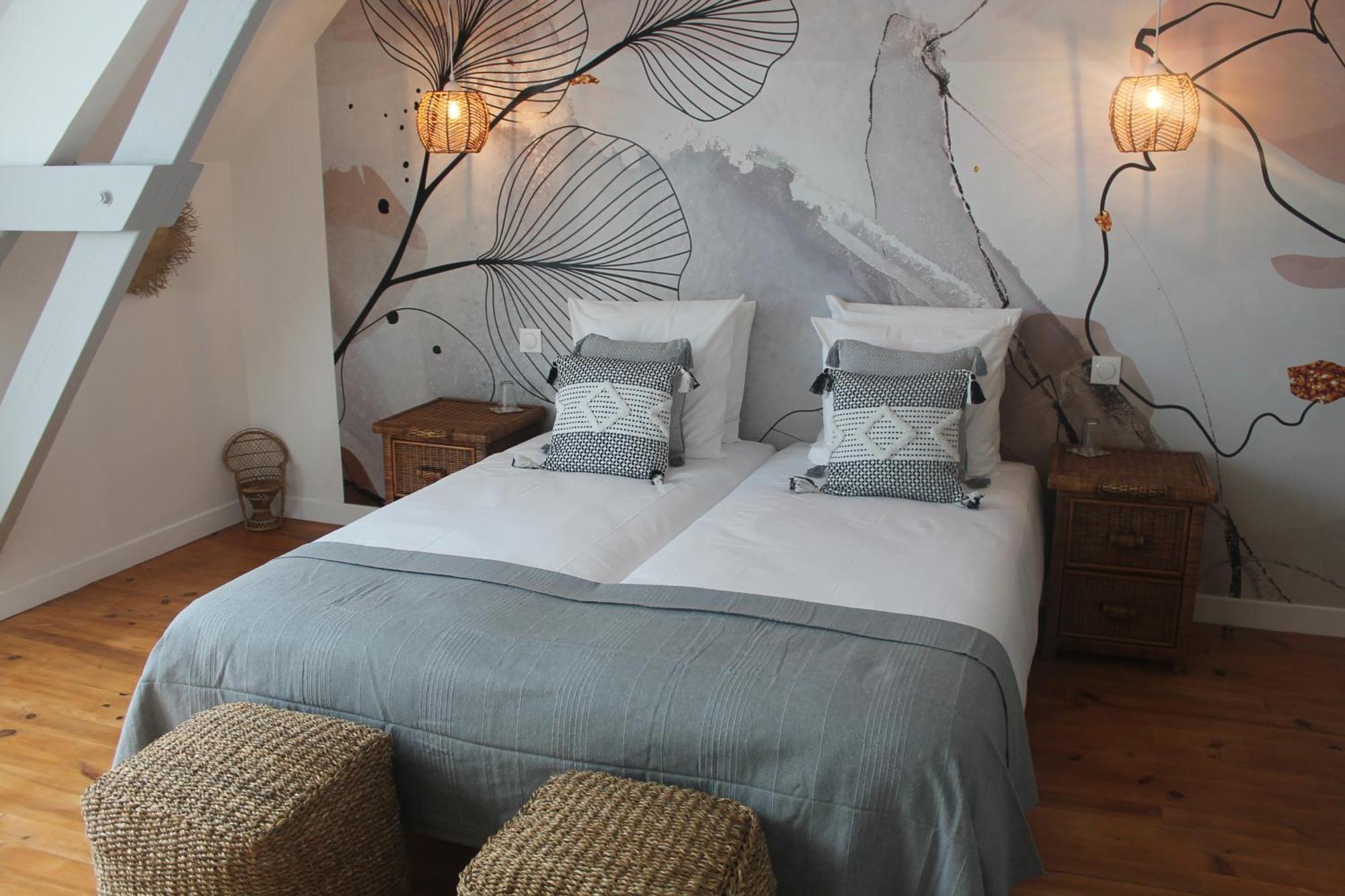 Les 13 Lavoirs D'Antan - Chambre Zen Attitude Saint-Pierre-Église Eksteriør billede